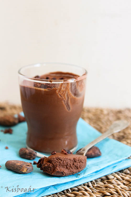 water-based chocolate mousse